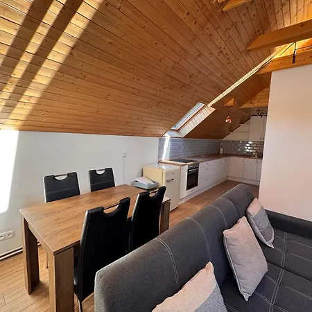 Zazrivsky Dvor - Zuzana, Wellness, Self Check-in * Зазрива